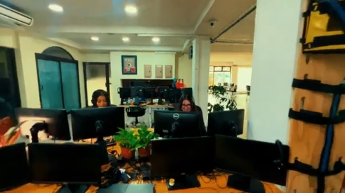 CostaRicasCallCenterRapFreestylebreakdancevideocommercial.2.png