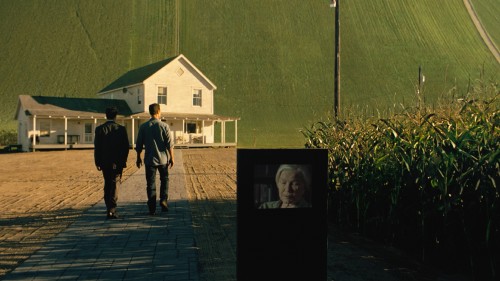 Interstellar.2014.IMAX.MULTi.REMUX.2160p.UHD.Blu-ray.HDR.HEVC.DTS-HD.MA5.1-DENDA.mkv_snapshot_02.37.46.415.jpg