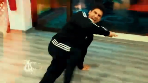 YeikLawsonRodriguezCostaRicasCallCenterRapBreakdancingcommerical7.png