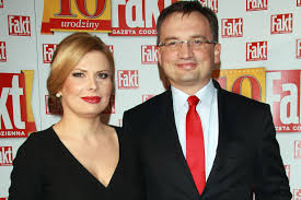 polityka10544fa8.jpg