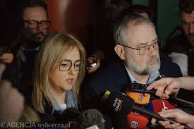 polityka1467415c.jpg