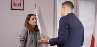 polityka181.jpg