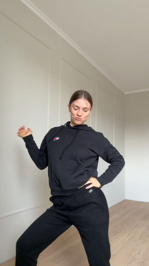 videoframe_13707.png