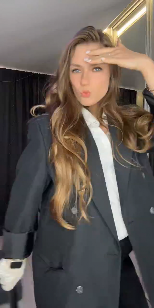 videoframe_3852386.png
