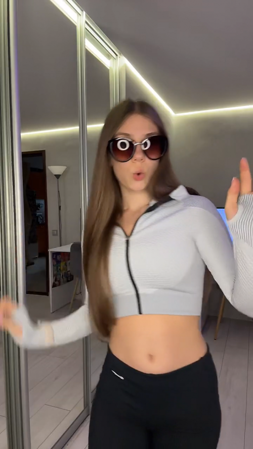 videoframe_4234311.png